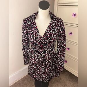 Y2K Forever 21 Women’s Black & Pink Cheetah Print Trench Coat Size Small